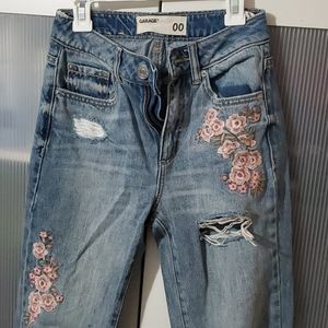 Garage distress jeans